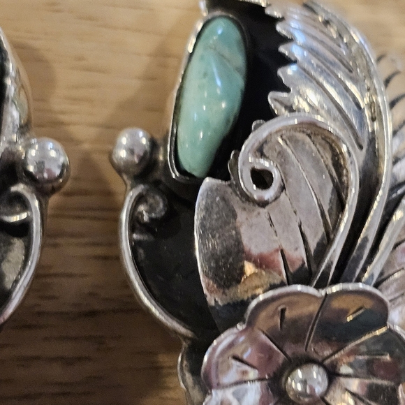 Vintage Sterling Mexico Sterling Turquoise Floral Large Clip-On Earrings - Picture 7 of 8